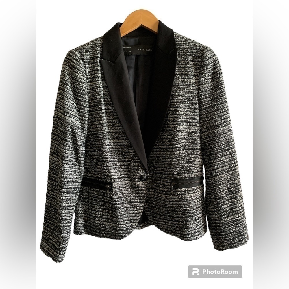 Zara Women’s Tweed Black and White Jacket Tuxedo-style Lapels Medium